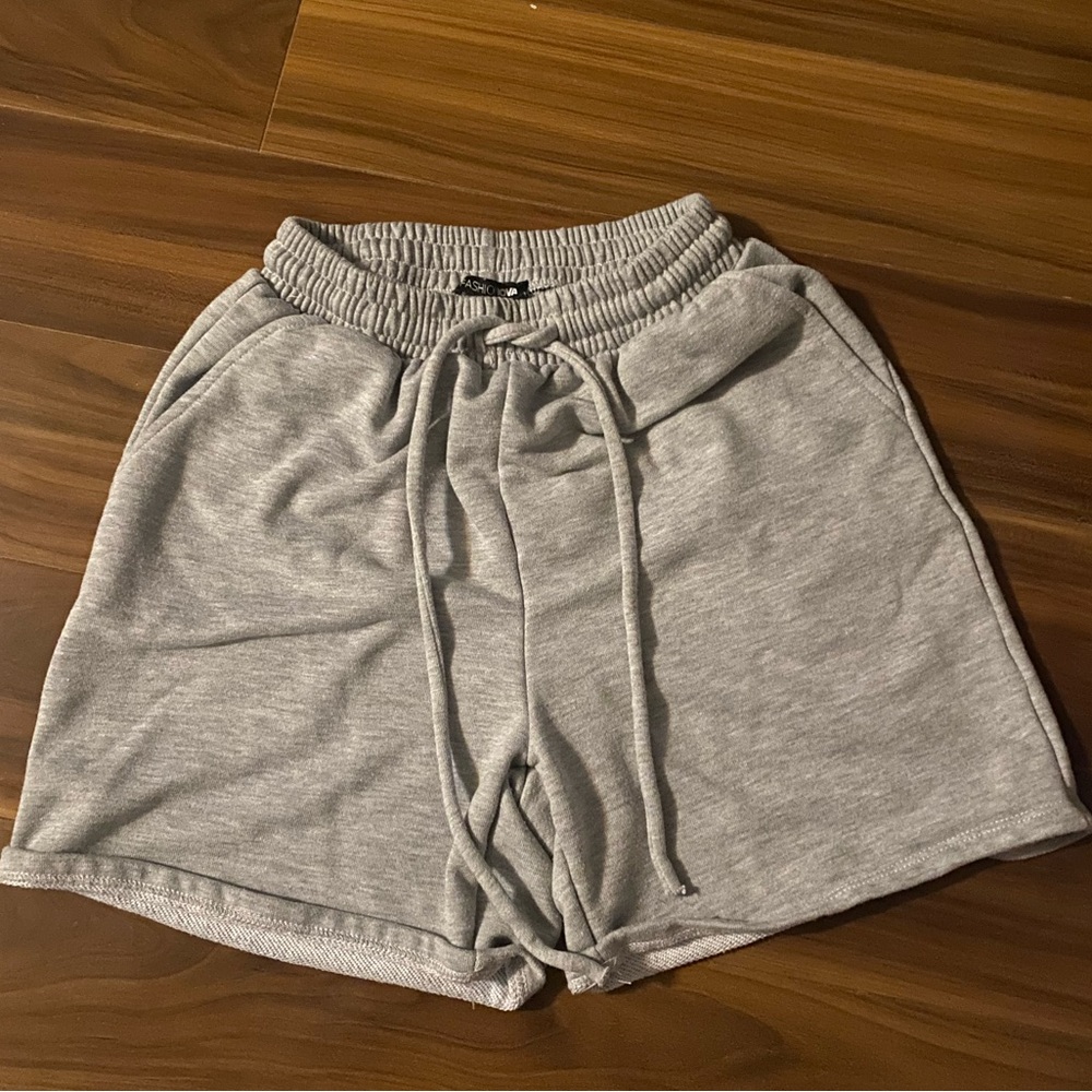 Fashion Nova shorts